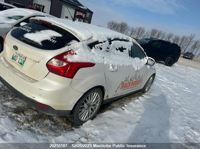 1FADP3N29EL358055 2014 FORD FOCUS photo no. 4