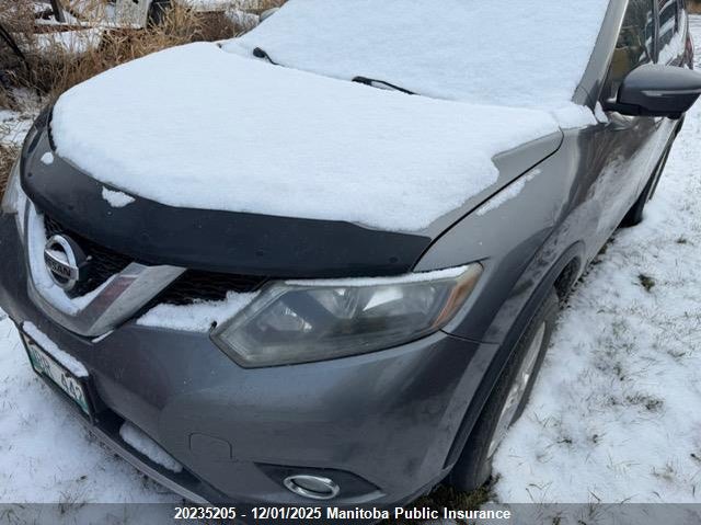 5N1AT2MM2FC868296 2015 NISSAN ROGUE photo no. 2