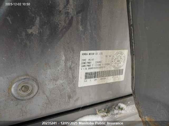 JH4KB16355C800078 2005 ACURA RL photo no. 9