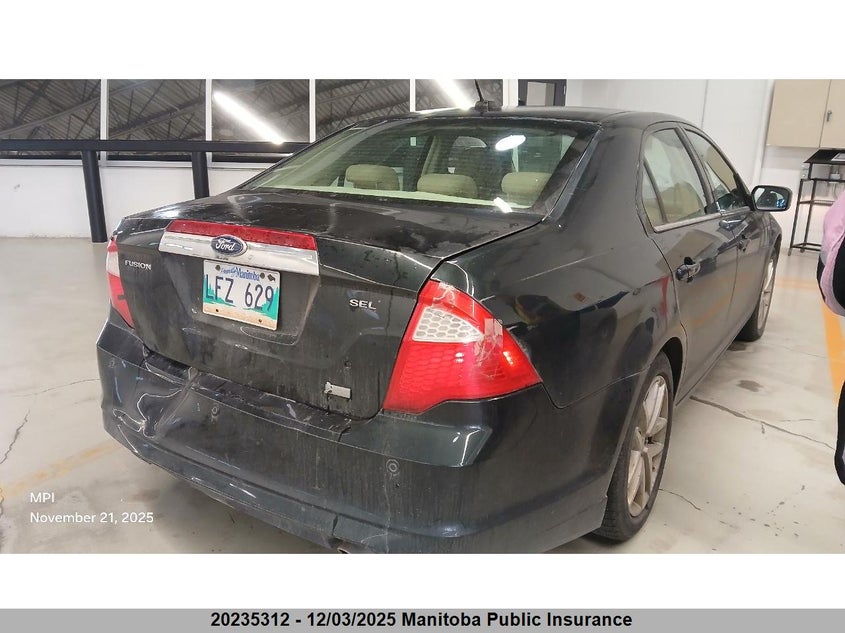 3FAHP0JG1AR330120 2010 FORD  photo no. 6
