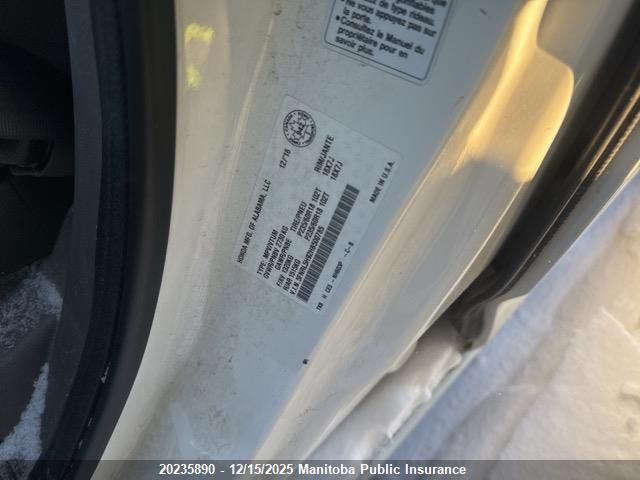 2017 Honda Odyssey Touring VIN: 5FNRL5H92HB500785 Lot: 20235890