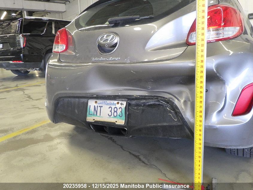 2013 Hyundai Veloster VIN: KMHTC6AD4DU092040 Lot: 20235958