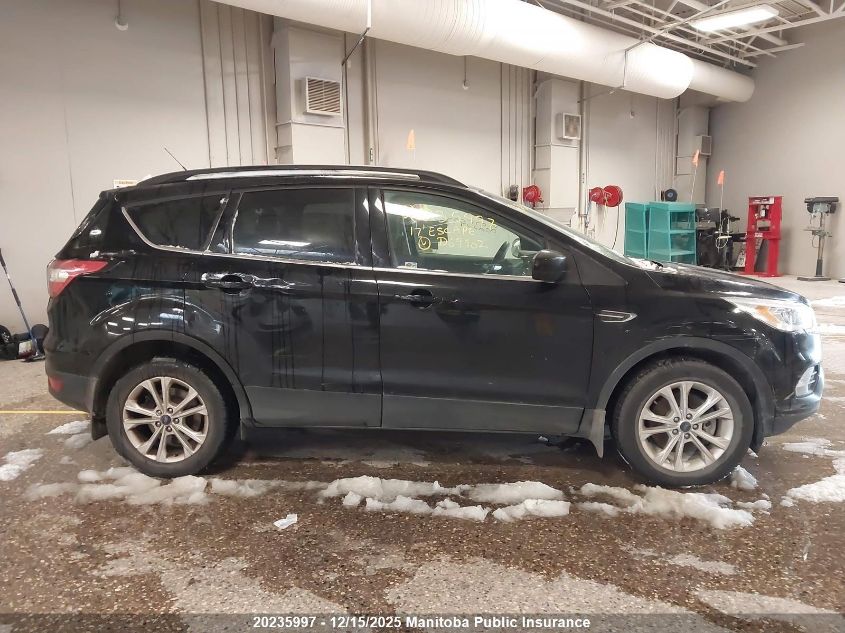 2017 Ford Escape Se VIN: 1FMCU9GDXHUD69902 Lot: 20235997