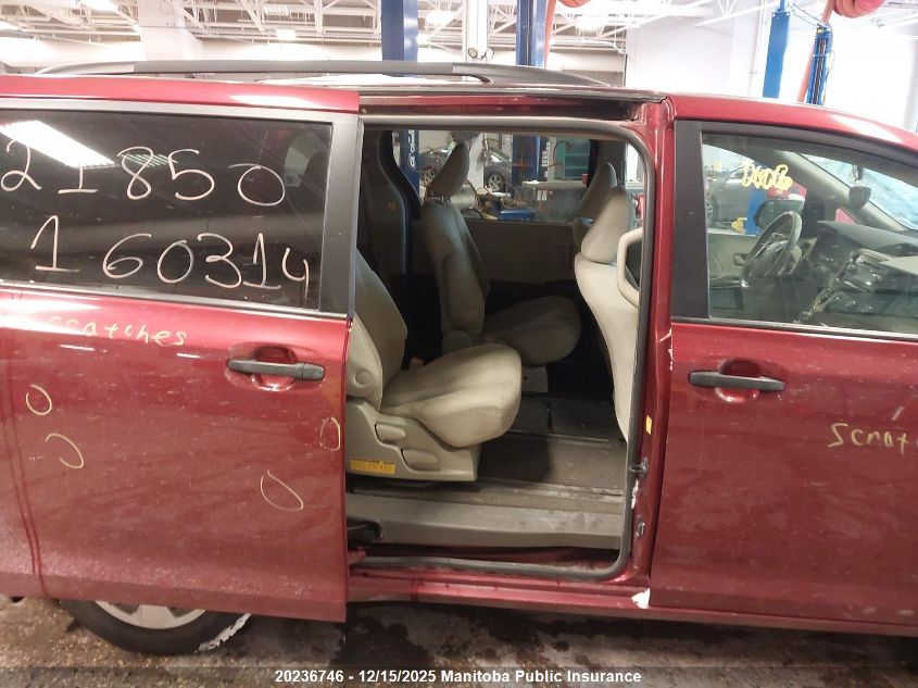 2011 Toyota Sienna Sport V6 VIN: 5TDZK3DC4BS076098 Lot: 20236746