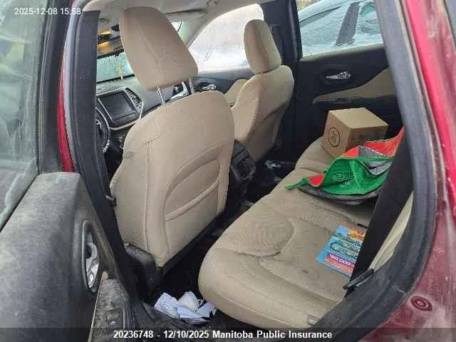 2015 Jeep Cherokee Latitude VIN: 1C4PJMCS6FW627016 Lot: 20236748