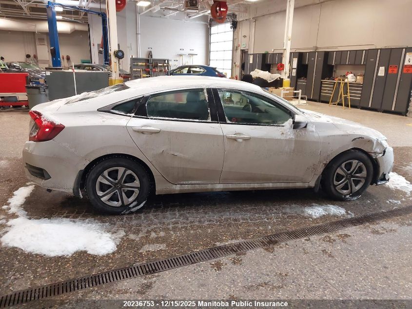 2018 Honda Civic Lx VIN: 2HGFC2F57JH011592 Lot: 20236753