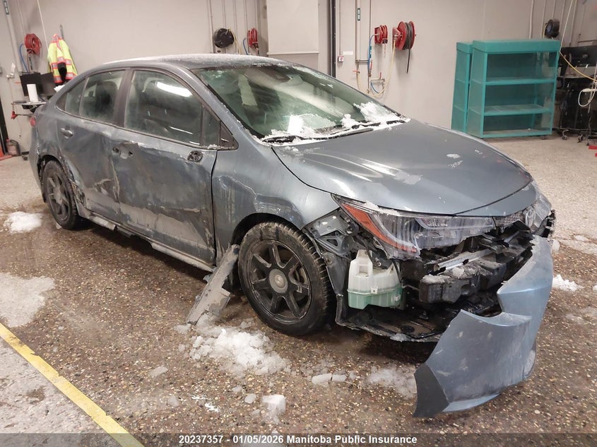 5YFBPMBE9MP153122 2021 Toyota Corolla Le auction photo 1