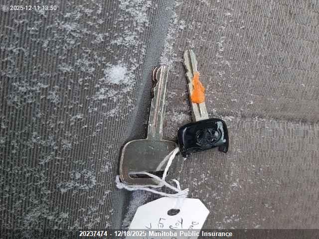 2004 Toyota Tundra Access Cab V8 VIN: 5TBBT44114S449015 Lot: 20237474