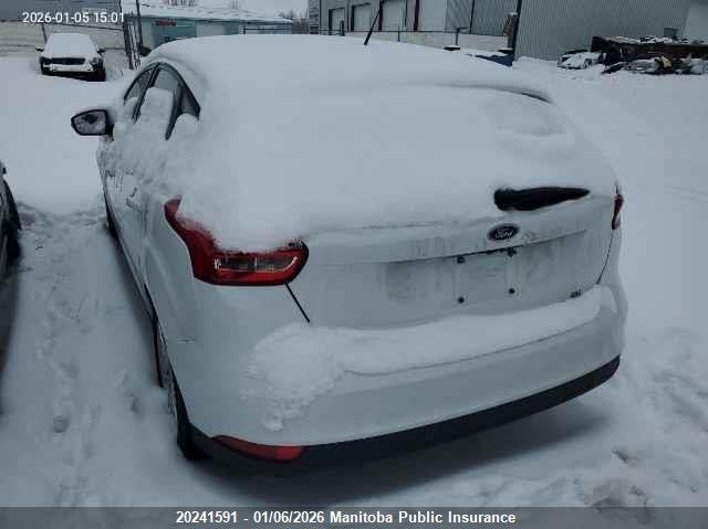 Vin: 1fadp3k2xfl327712, lot: 10252575, ford focus se 20153