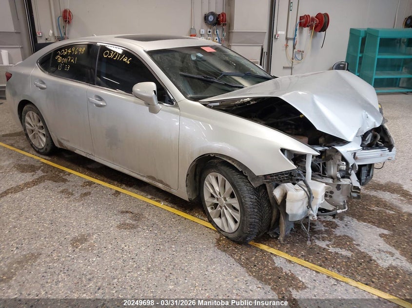 2013 LEXUS ES 300H