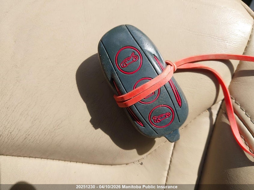 2016 Tesla Model S 90D VIN: 5YJSA1E41GF123728 Lot: 20251230