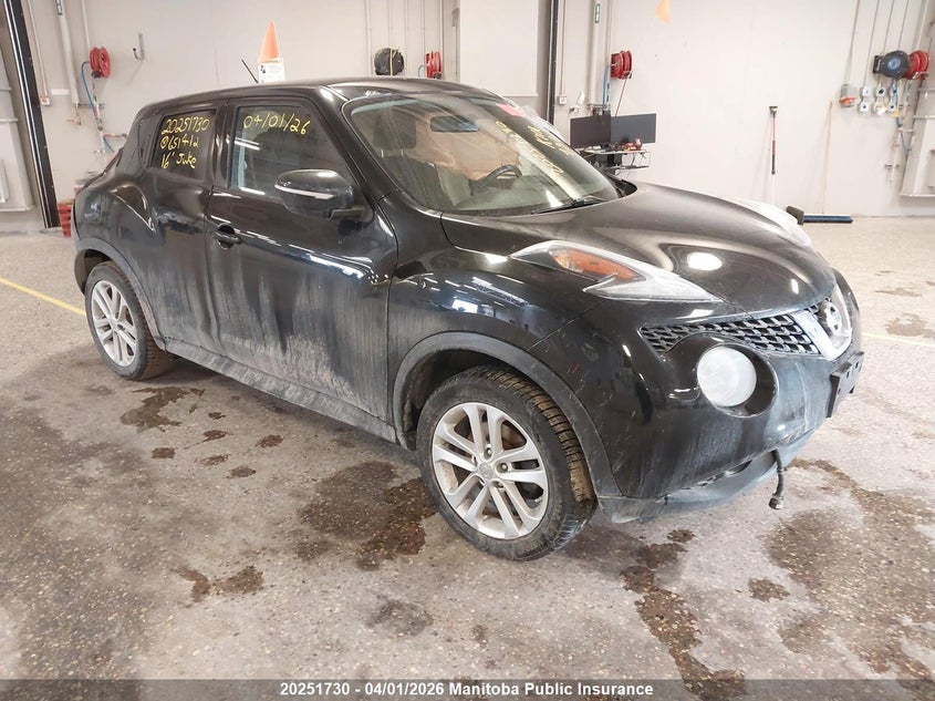 2016 NISSAN JUKE SV