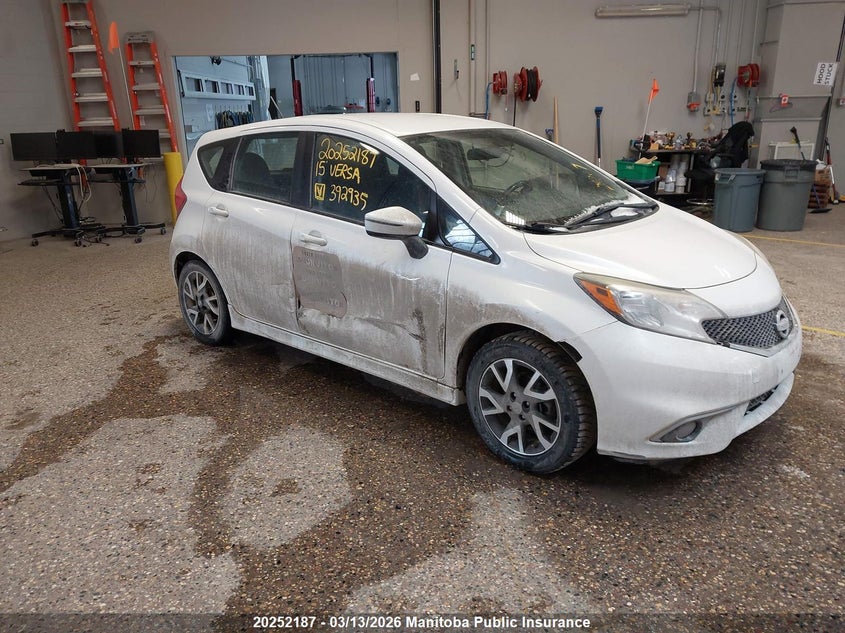 2015 NISSAN VERSA NOTE SR