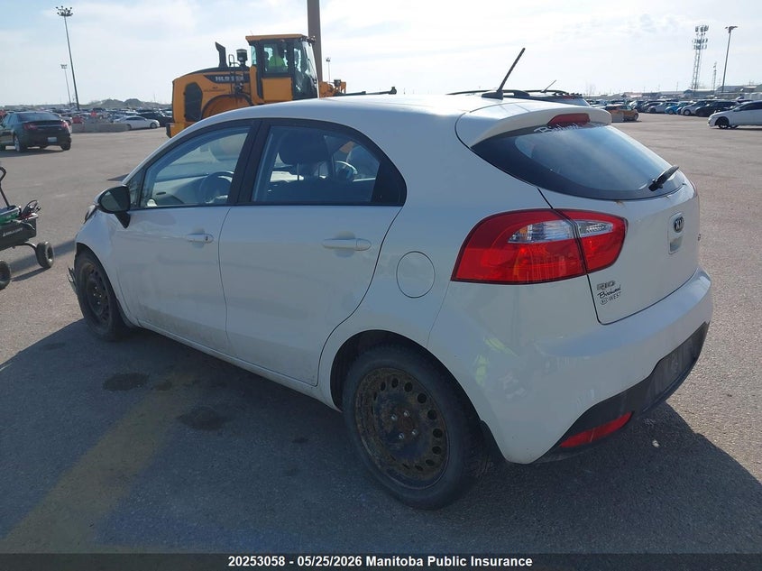 Vin: knadn5a36e6933783, lot: 10264042, kia rio5 ex 20143