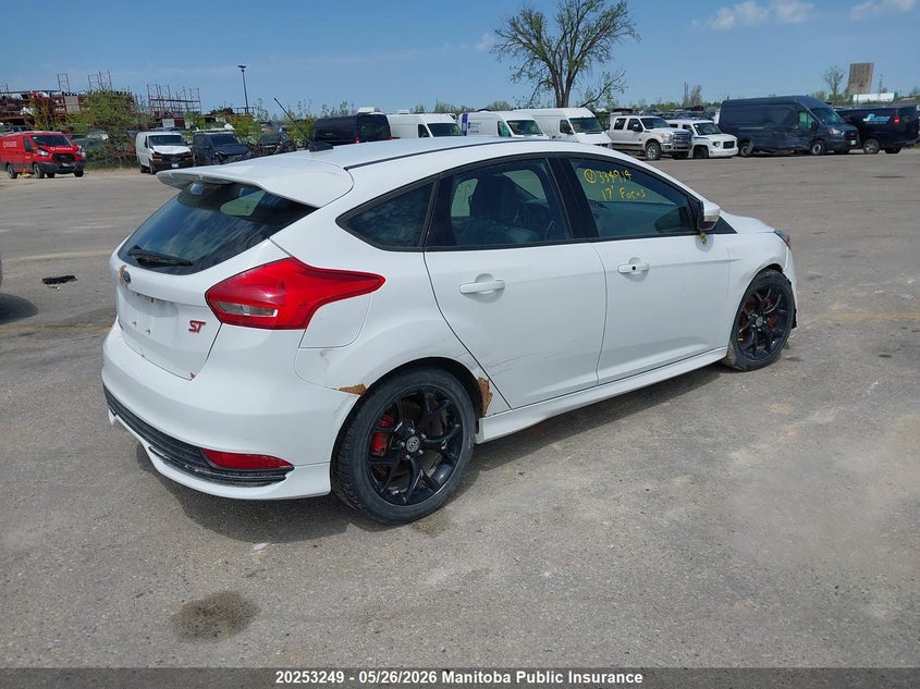 Vin: 1fadp3l94hl334914, lot: 10264233, ford focus st 20174