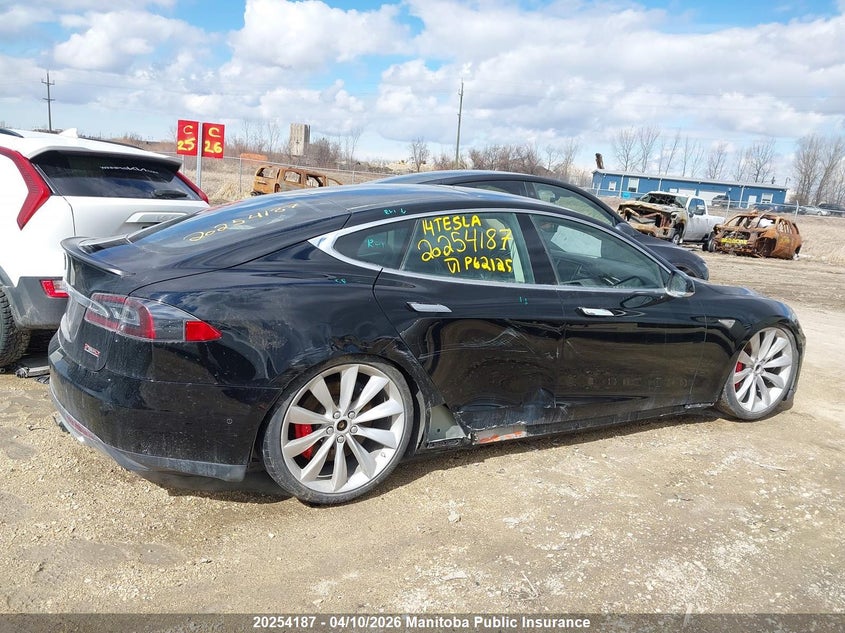 2014 Tesla Model S VIN: 5YJSA1H20EFP62125 Lot: 20254187