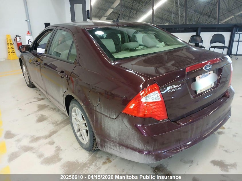 2011 Ford Fusion S VIN: 3FAHP0GA3BR276906 Lot: 20256610