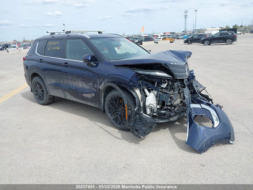 2023 MITSUBISHI OUTLANDER SE