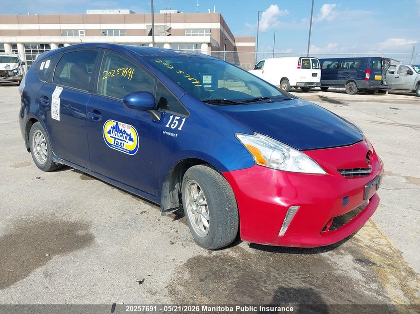 2014 TOYOTA PRIUS V