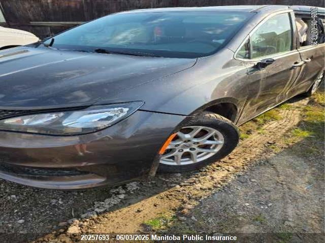 Vin: 2c4rc1zg6nr165357, lot: 10268677, chrysler grand caravan sxt 20222
