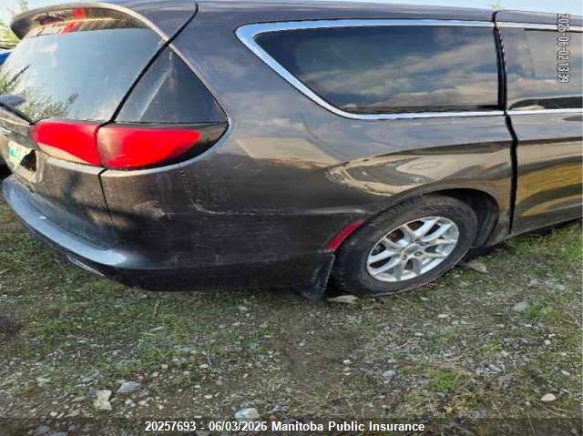 Vin: 2c4rc1zg6nr165357, lot: 10268677, chrysler grand caravan sxt 20224