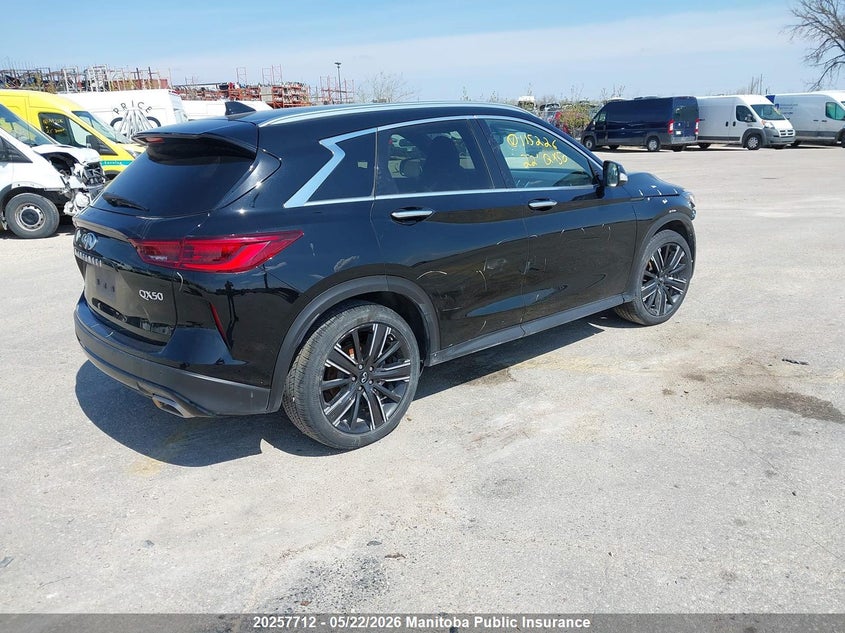 Vin: 3pcaj5bbxnf115226, lot: 10268696, infiniti qx50 luxe i-line 2.0t null 20224