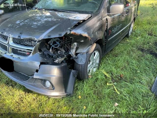2017 Dodge Caravan, Front, IAAI, VIN 2C4RDGDG0HR755758 — photo 2