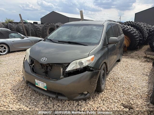 Vin: 5tdyk3dc7bs012004, lot: 10271591, toyota sienna xle v6 20112