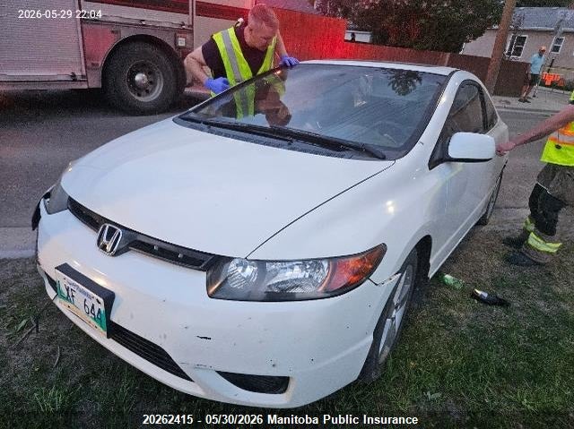2008 Honda Civic, По колу, IAAI, VIN 2HGFG11608H002693 — фото 2