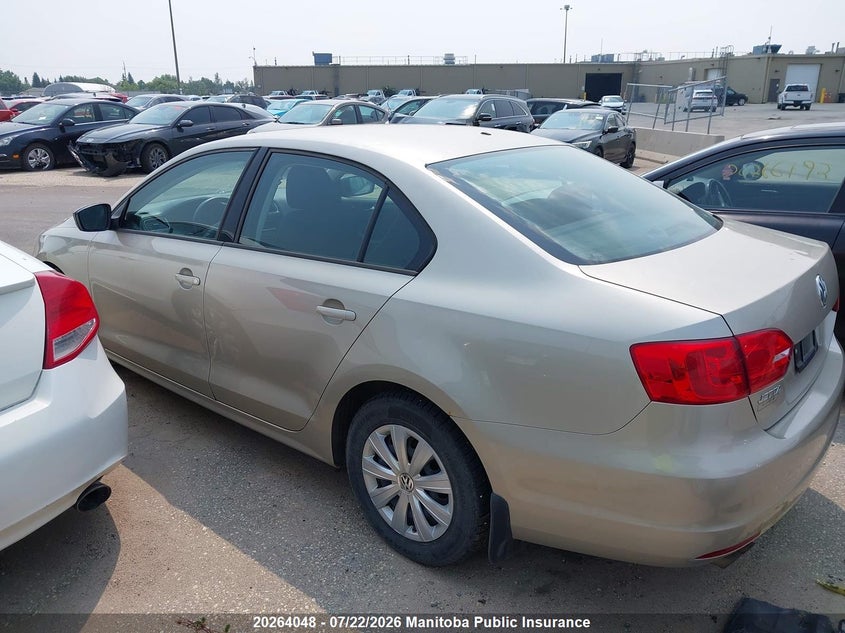 Vin: 3vw2k7aj9dm240828, lot: 10275032, volkswagen jetta 2.0 20133