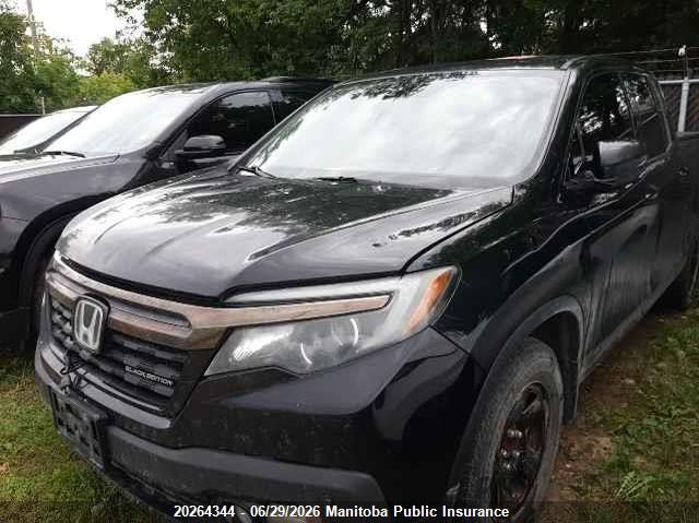 2017 Honda Ridgeline, Hail, IAAI, VIN 5FPYK3F82HB501522 — photo 2