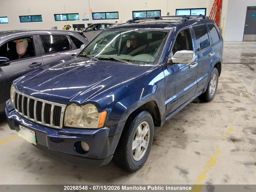 2005 Jeep Grand Cherokee, Град, IAAI, VIN 1J4GR48K65C700901 — фото 2
