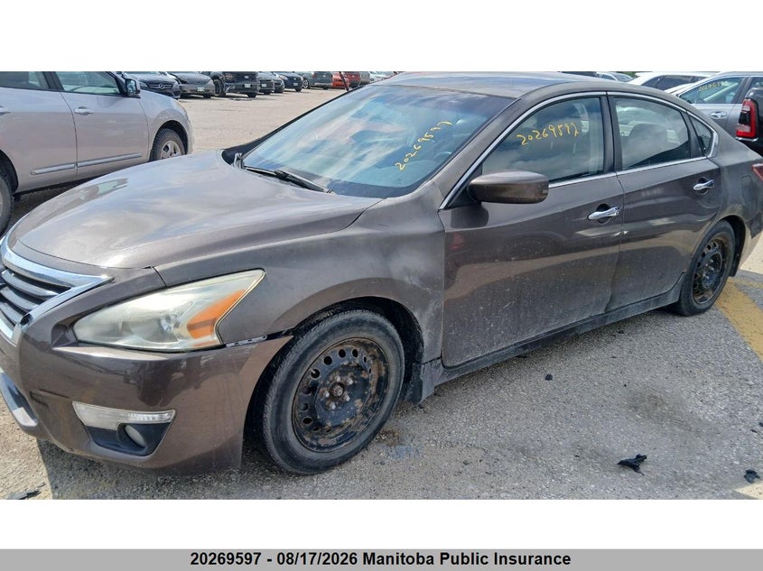 2013 Nissan Altima, Hail, IAAI, VIN 1N4AL3AP5DN445583 — photo 2