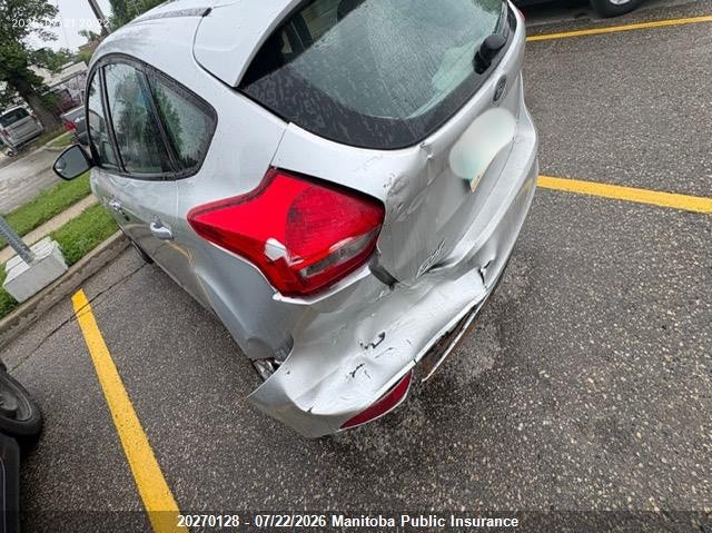 Vin: 1fadp3k20fl337472, lot: 10281112, ford focus se 20153