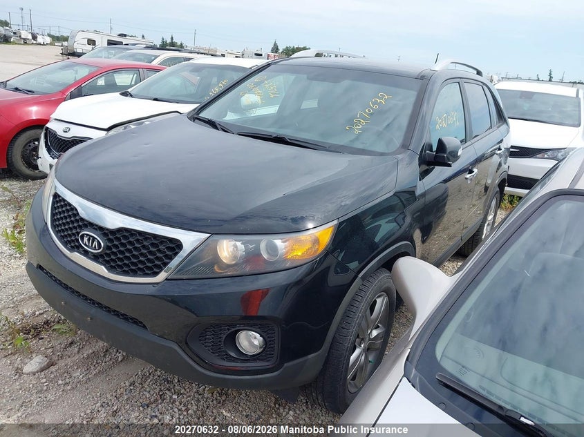 2013 Kia Sorento, Hail, IAAI, VIN 5XYKUDA26DG423766 — photo 2