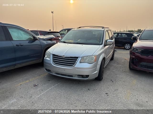 Vin: 2a4rr5dxxar171258, lot: 10282034, chrysler town & country touring 20102