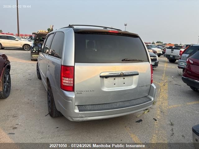 Vin: 2a4rr5dxxar171258, lot: 10282034, chrysler town & country touring 20103