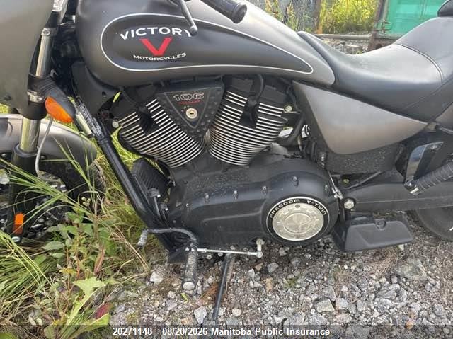 2015 VICTORY GUNNER MOTO 2