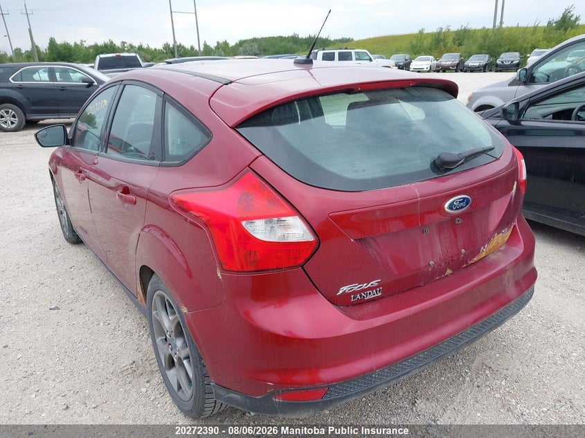 Vin: 1fadp3k21dl100776, lot: 10283374, ford focus se 20133