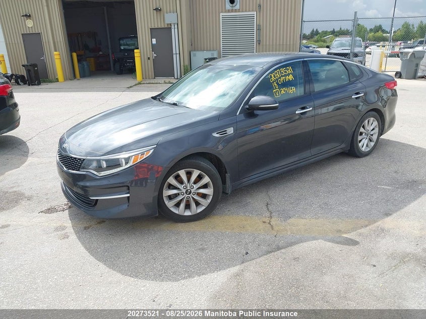 2018 Kia Optima, Hail, IAAI, VIN 5XXGU4L37JG204164 — photo 2
