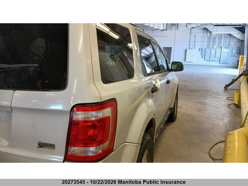 Vin: 1fmcu0dg0akd02995, lot: 10284529, ford escape xlt v6 20104