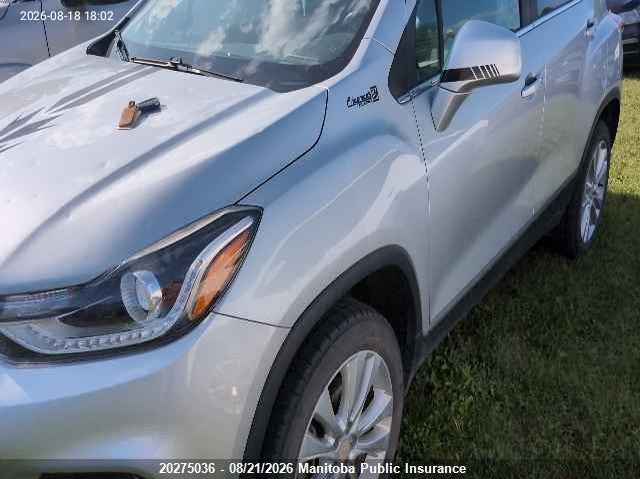 2017 Chevrolet Trax, Hail, IAAI, VIN 3GNCJRSB7HL281684 — photo 2