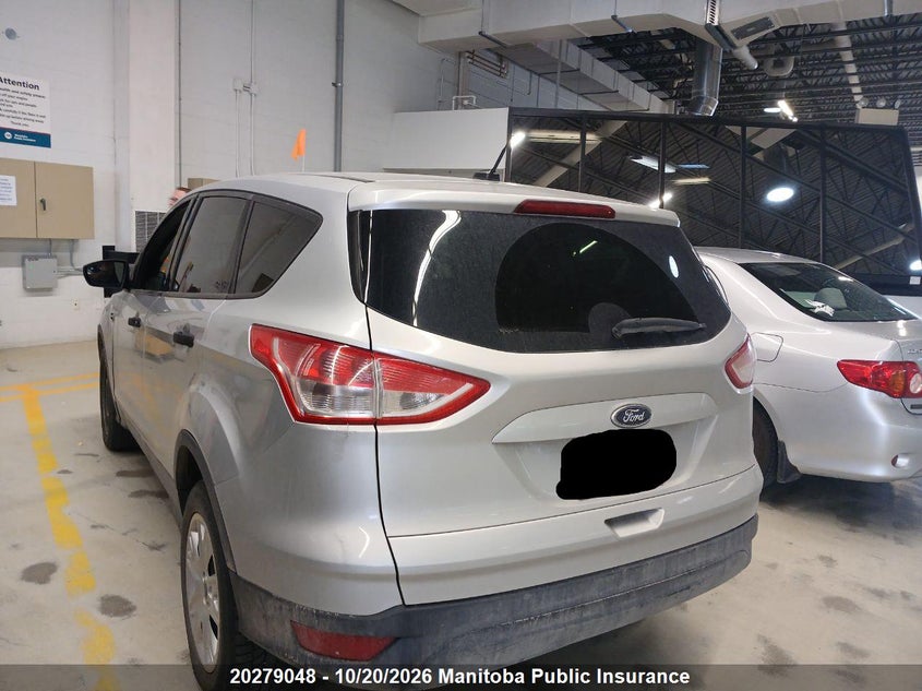 Vin: 1fmcu0f72dua55341, lot: 10290032, ford escape s 20133
