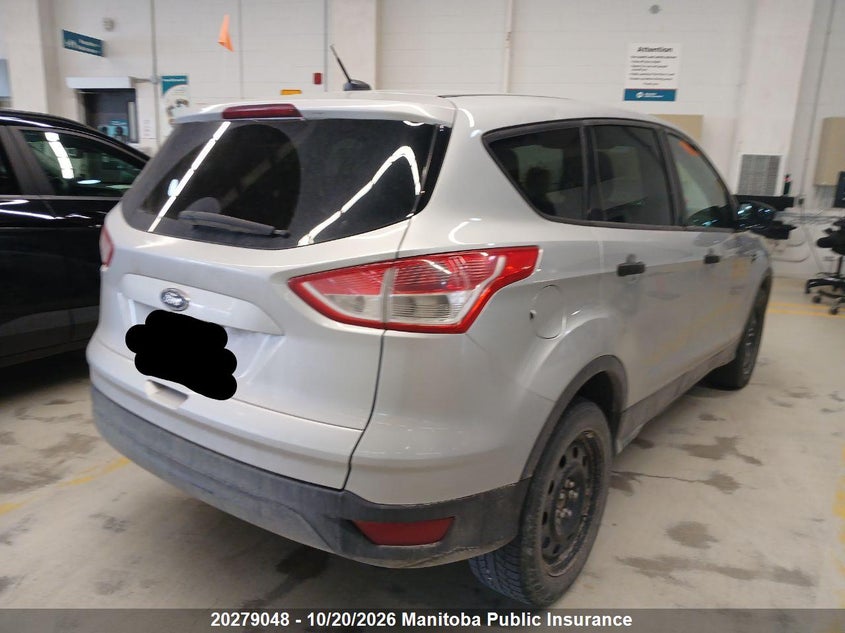Vin: 1fmcu0f72dua55341, lot: 10290032, ford escape s 20134