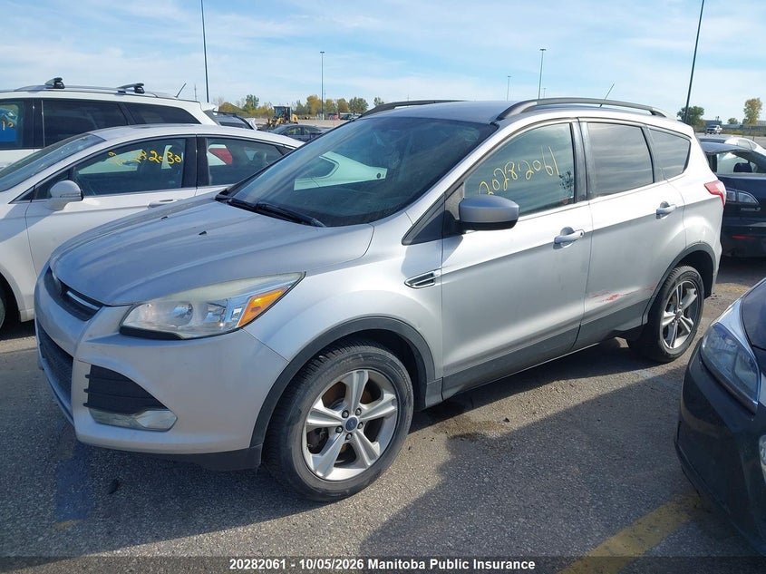 Vin: 1fmcu9g91fub99177, lot: 10293045, ford escape se 20152