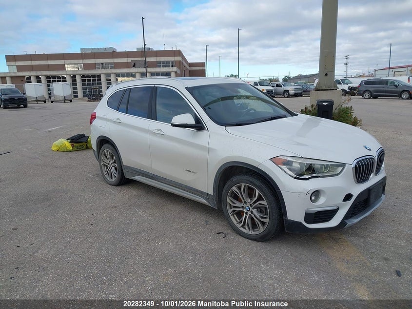 Vin: wbxht3c33h5f71570, lot: 10293333, bmw x1 xdrive28i 2017 img_1