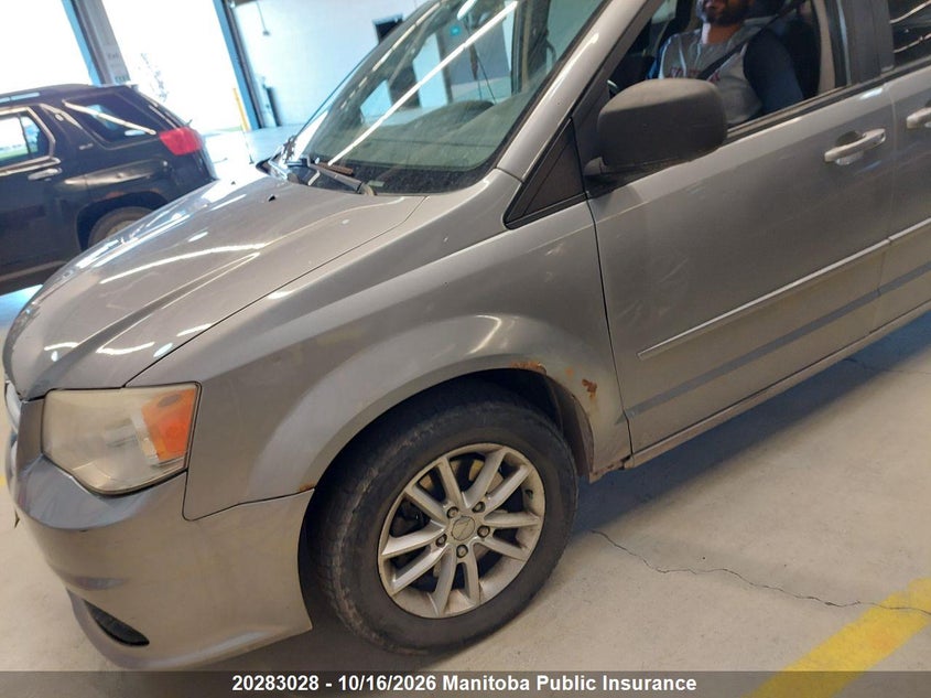 Vin: 2c4rdgbg9dr702005, lot: 10294012, dodge grand caravan sxt 20132