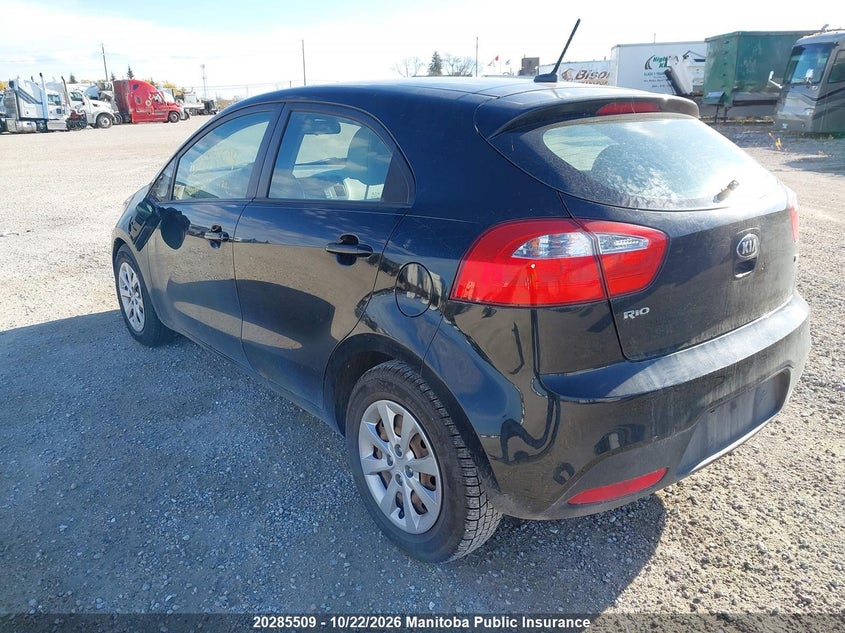 Vin: knadm5a35d6144736, lot: 10296493, kia rio 5 lx 20133