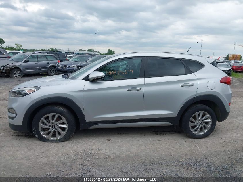 2017 Hyundai Tucson Limited/Sport And Eco/Se VIN: KM8J3CA40HU361372 Lot: 11369312