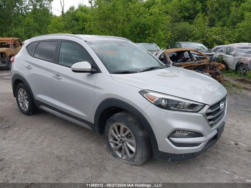 2017 Hyundai Tucson Limited/Sport And Eco/Se VIN: KM8J3CA40HU361372 Lot: 11369312